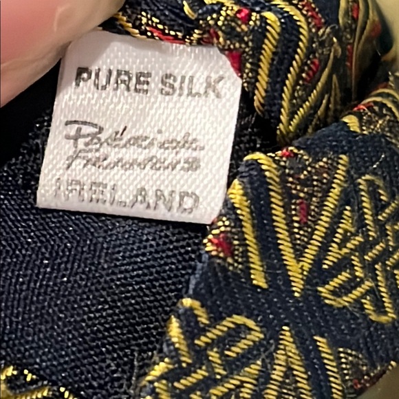 Patrick Francis tie 100% silk Yellow Patterned Men's Tie - Picture 7 of 8